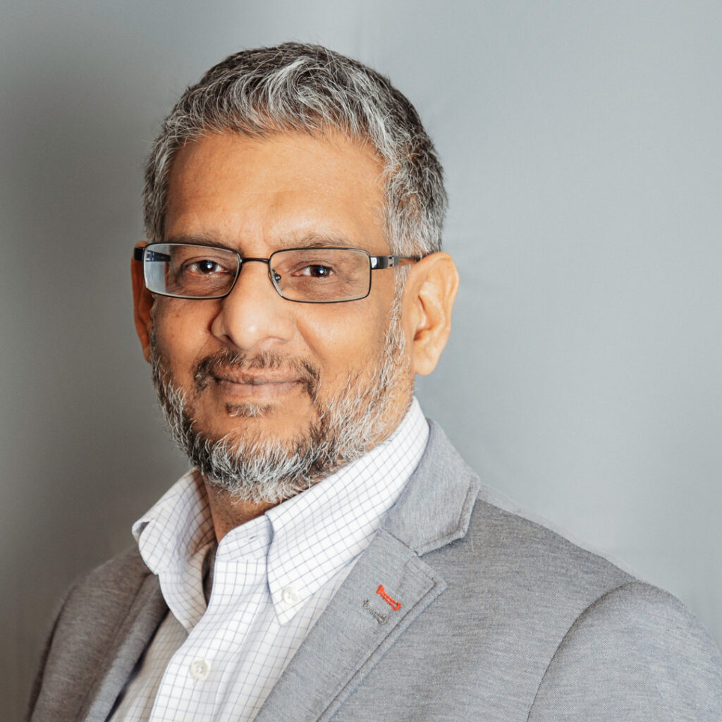Dr. Devant Maharaj